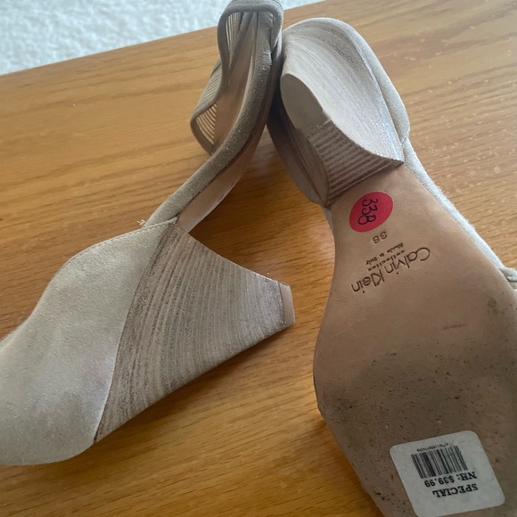 Calvin Klein sandals beige size 8 - Picture 3 of 5